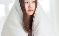 男女边摸边吃奶边做爰动漫